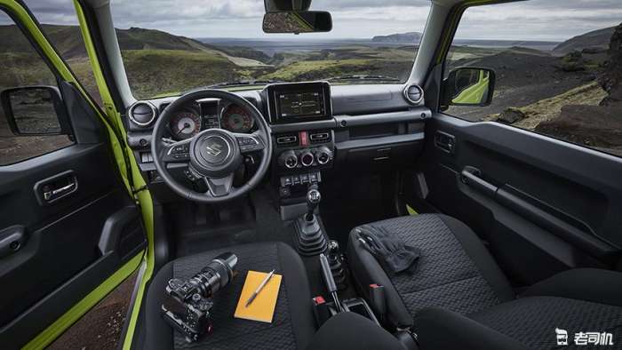 全新吉姆尼正式发布方盒子造型堪比奔驰G级仅10多万性能没得说