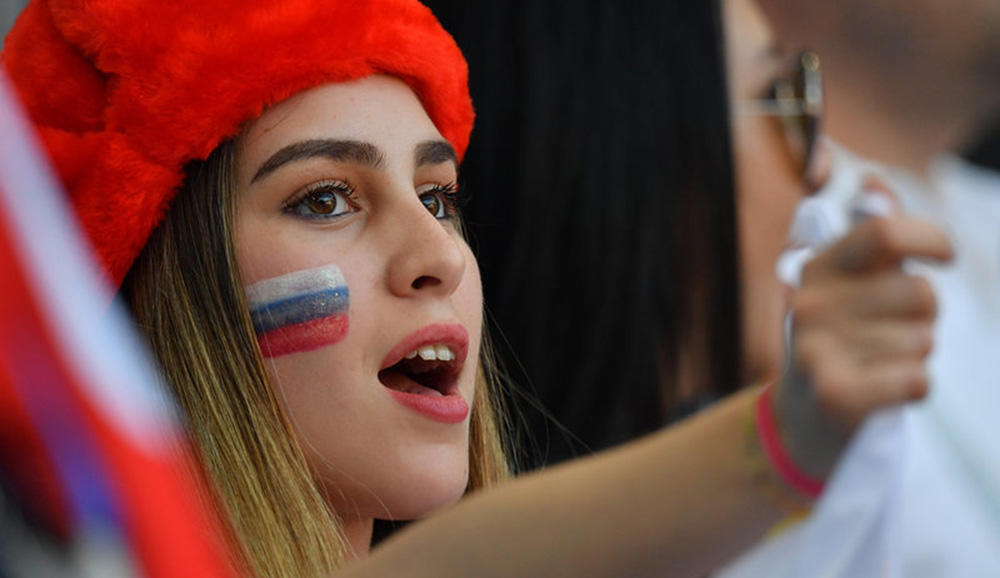 卡塔尔世界杯伊朗女球迷,世界杯女球迷惊艳