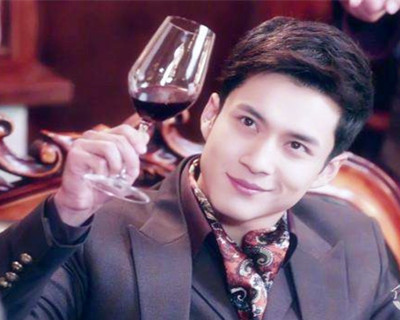 看“夭夭桃花凉”痛“倾城换红颜”，爱真的需要勇气