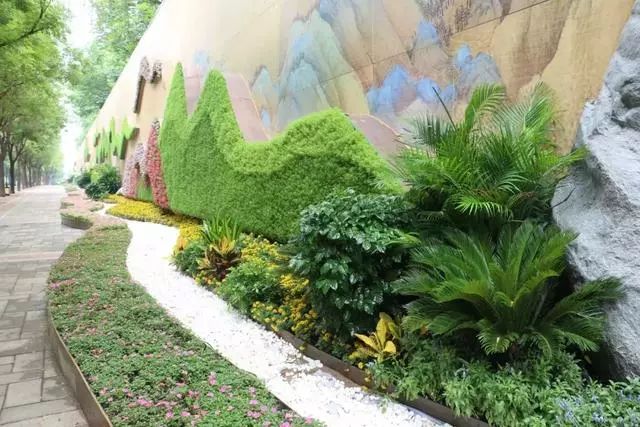 西安网红花墙美景,西安港风拍照圣地