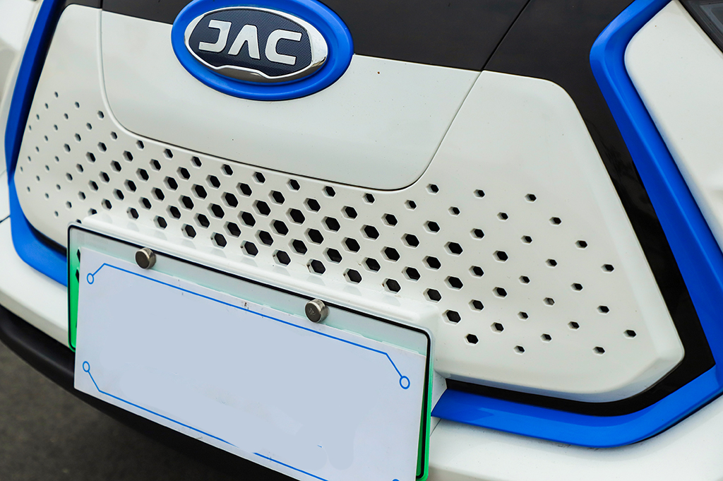 江淮iev6e青春版2019试驾,江淮iev6e运动版续航300公里评测