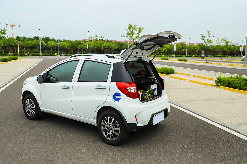 江淮iev6e青春版2019试驾,江淮iev6e运动版续航300公里评测