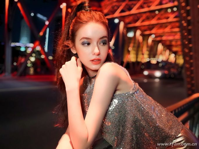 自拍神器400元一套,自拍神器99元的