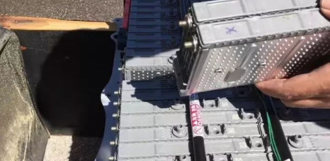 万用表如何测试动力电池,动力电池维修教程