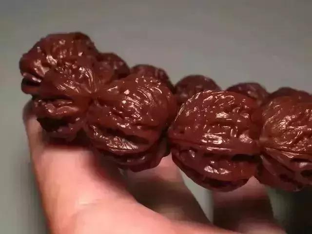 当文玩崛起的时候,文玩核桃下一个崩盘品种