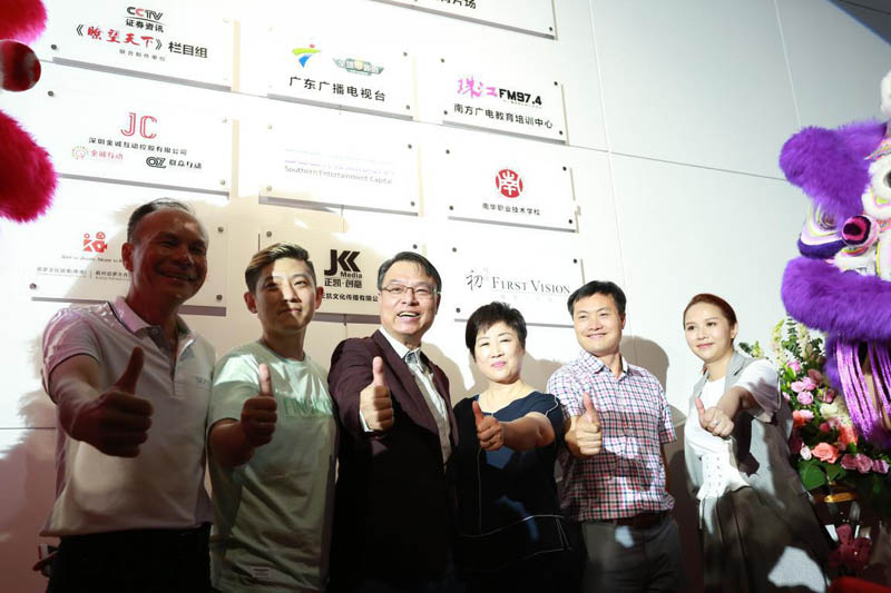 李力持周星驰导演,李力持香港鬼才导演