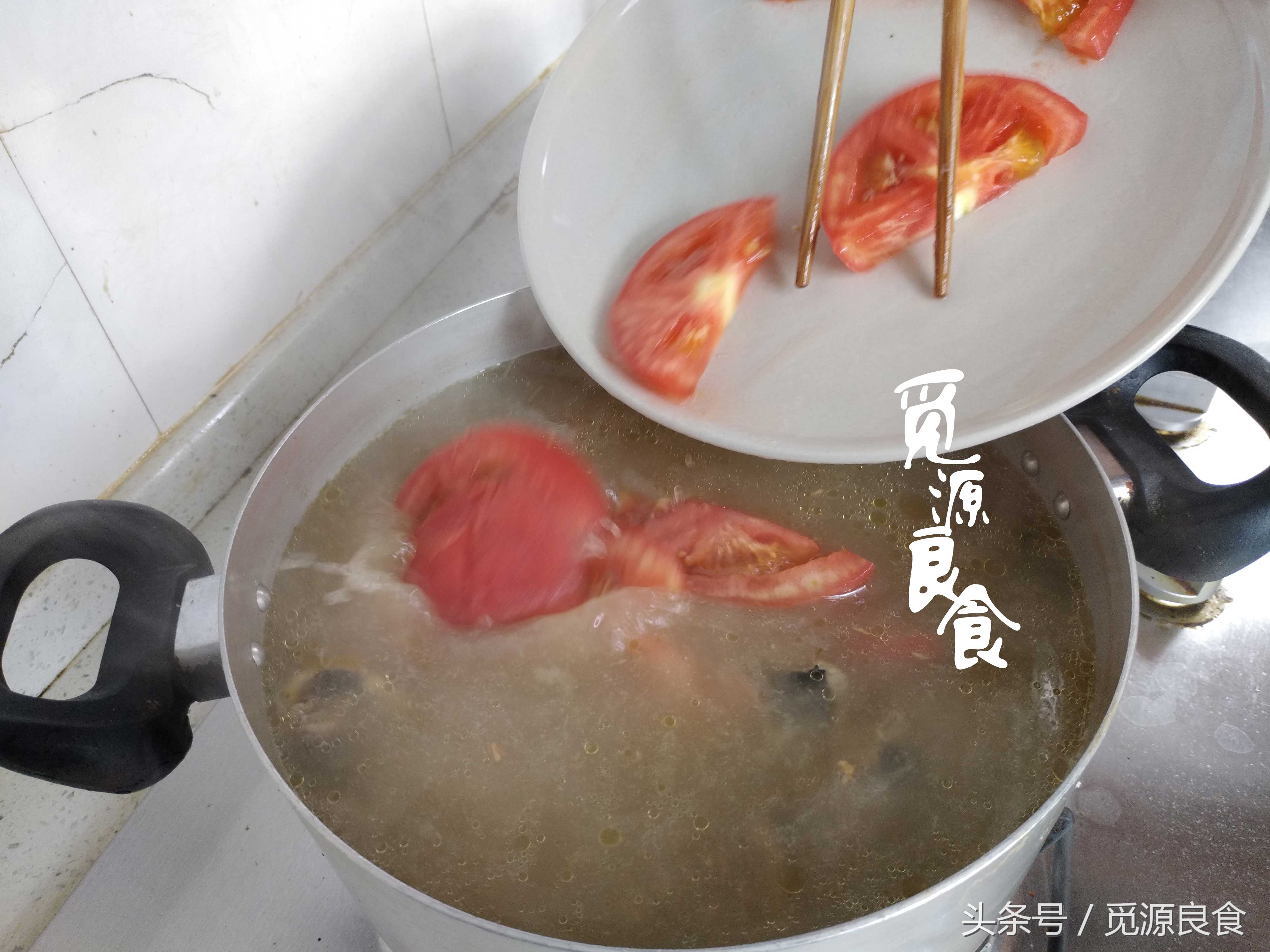 适合现在这个季节煲的养生汤,每日一膳一道鲜甜补益养生汤