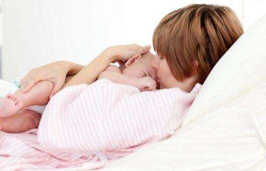 哺乳期间吃了避孕药会有什么后果,哺乳期吃了避孕药有什么后果