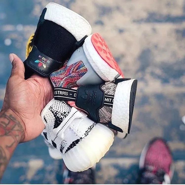 她都能买化妆品买包包,我凭啥就不能买双鞋呢?