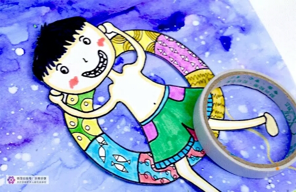 夏日儿童创意绘画,幼儿绘画创意作品游泳