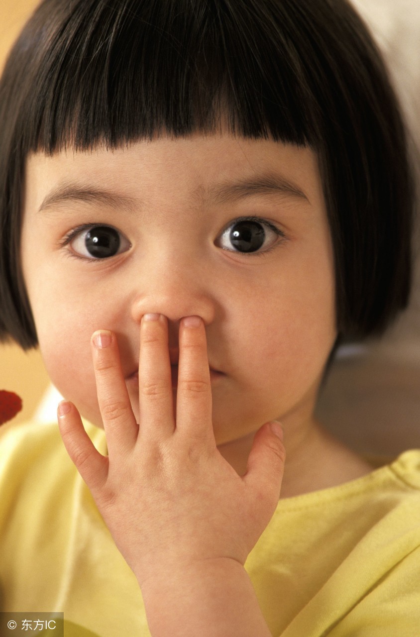 幼儿把异物塞进鼻子怎么教育,小孩把异物塞进鼻孔怎么办