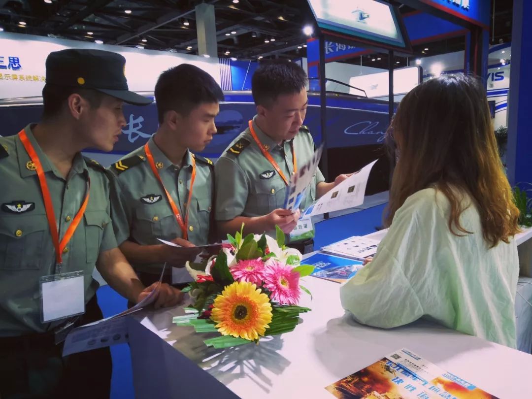 卡儿酷军工应急启动电源，为科技强军提供强大动力