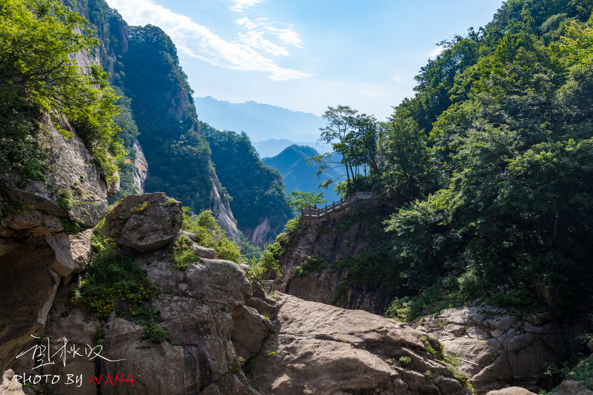 自带空调的白云山，人在画中游，水在空中舞