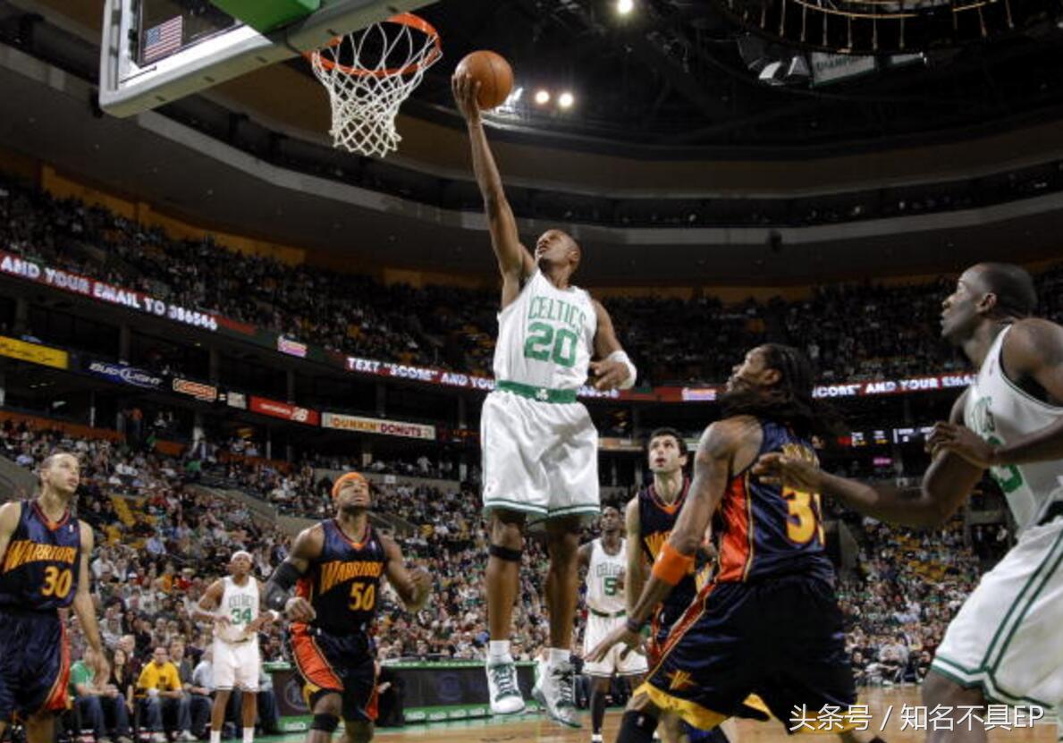 三分王库里单挑篮球,库里与雷阿伦三分数据