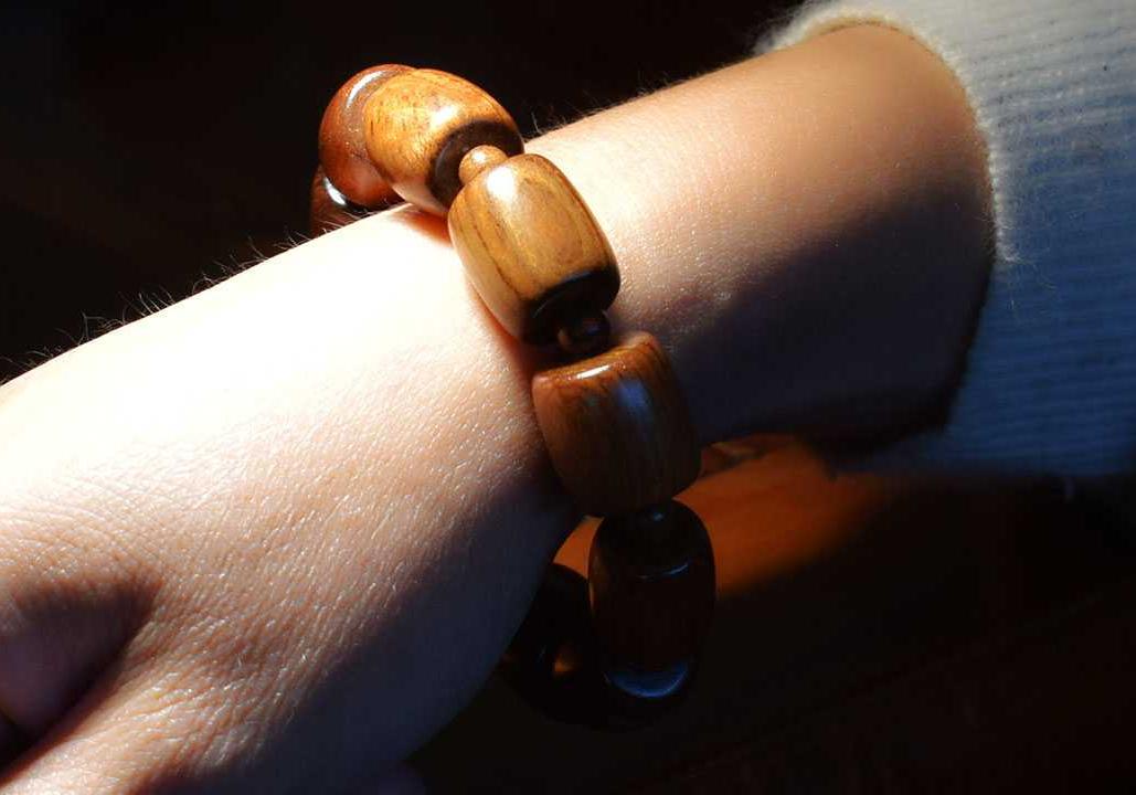 清香非洲檀香木（檀香花梨木）手串