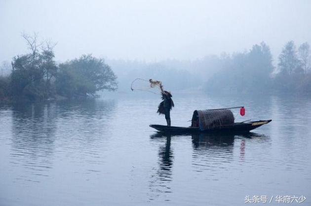贫贱夫妻养鹅多年不下蛋，逃债跳江时被白鹅搭救，才知鹅不一般