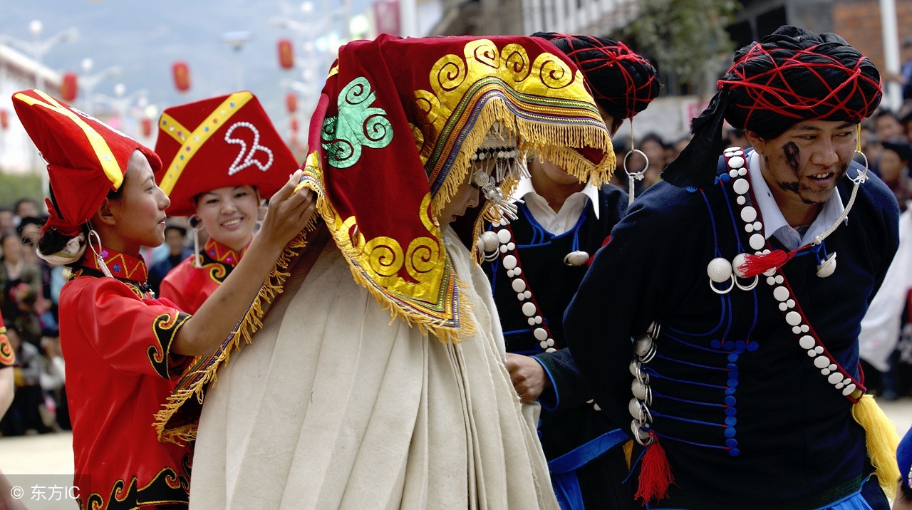 火把节是怎样进行的,一年一度的火把节是这样过了吗
