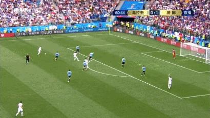 世界杯门将失误名场面,格里兹曼乌拉圭门将脱手