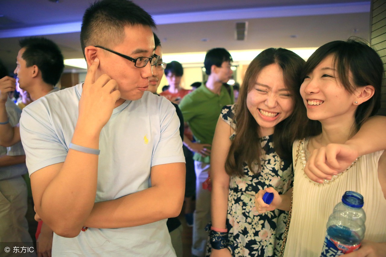 准婆婆送生日礼物,准婆婆给我过生日