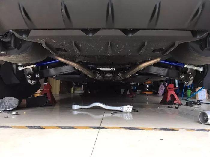 06款雷克萨斯is300性能改装案例,06凌志is300改装视频