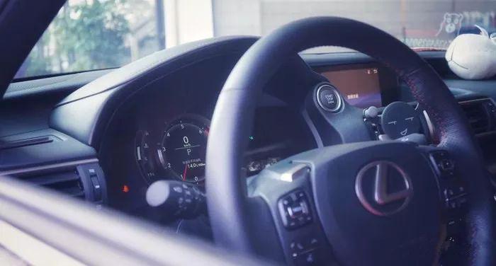 06款雷克萨斯is300性能改装案例,06凌志is300改装视频