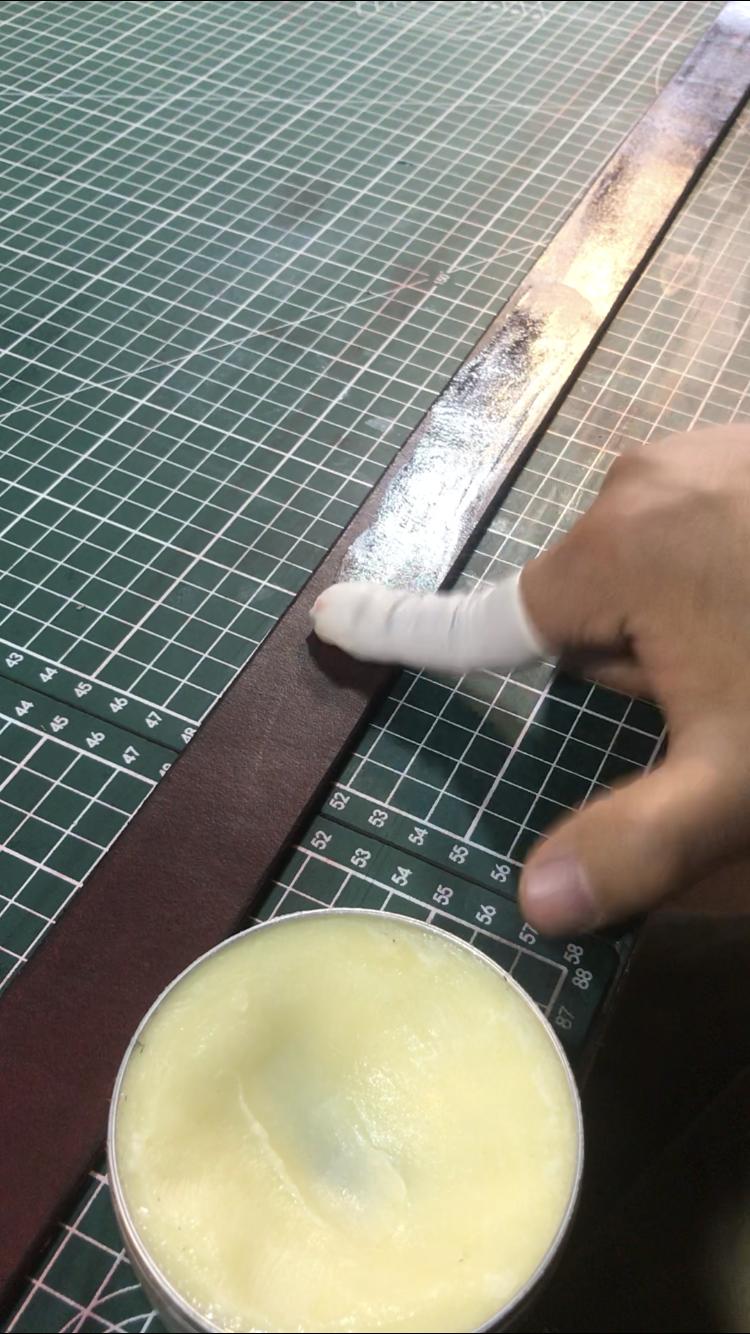 很厚的牛皮腰带制作过程,自己怎么做牛皮腰带