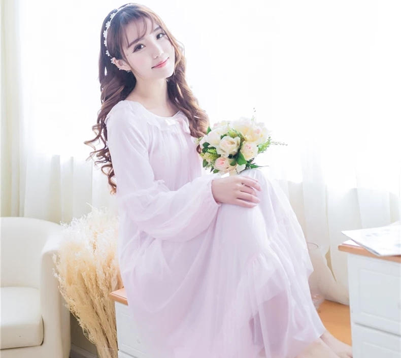 又美又简单的睡衣,保守又不失纯欲风睡衣