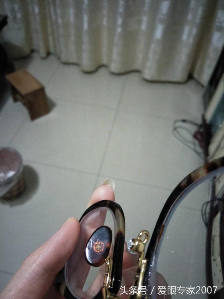 眼镜材质玳瑁特点,玳瑁眼镜材料