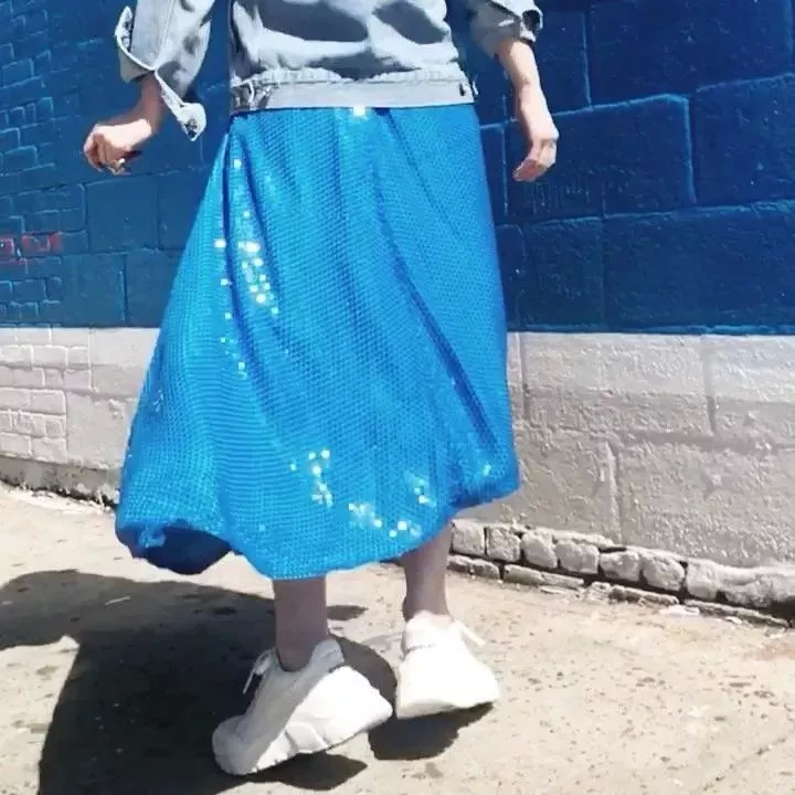 男人服装颜色搭配的技巧,服饰颜色搭配不超过几种颜色