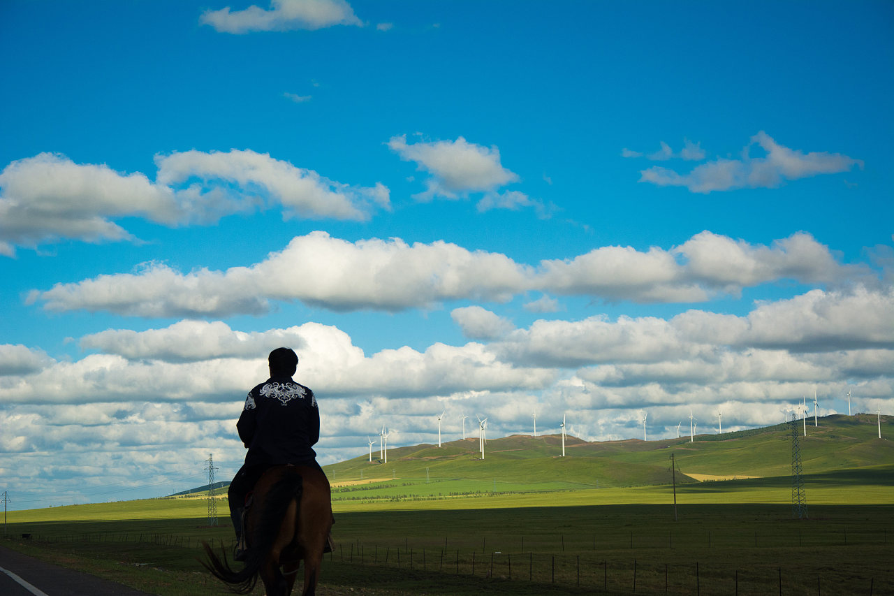 初夏的草原呼伦贝尔六日大环线 (呼伦贝尔草原边境自由行)
