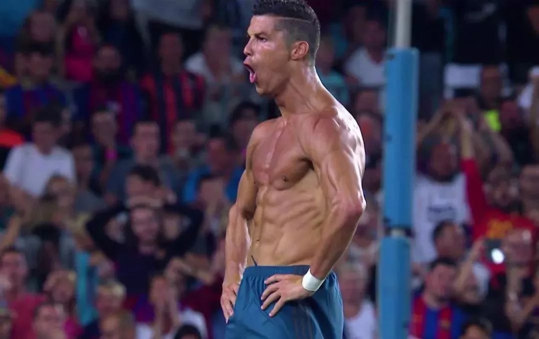 中国男足大吃大喝,中国男足伙食食谱