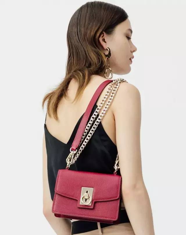 链条包百搭推荐,链条包适合什么穿搭