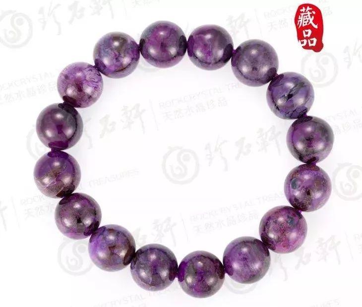 总觉得手腕空落落?那是因为你还缺个水晶手链!