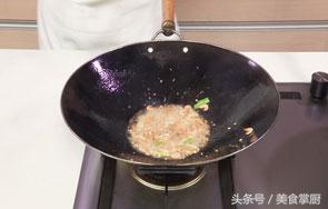 小河虾补虚通乳,吃中药可以吃小河虾