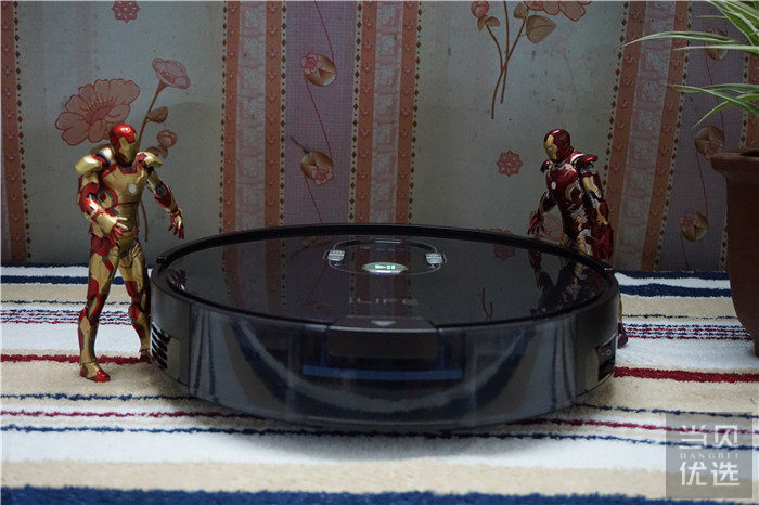 ILIFE智意X787——好玩又实用，灰尘垃圾一扫光