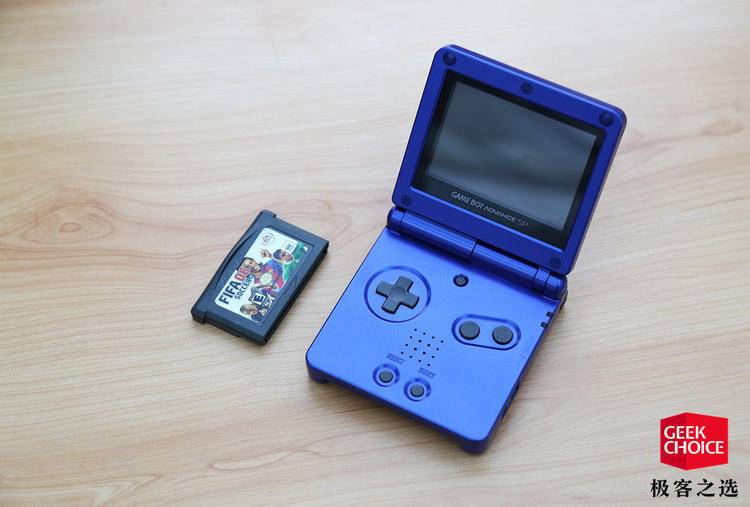 任天堂红白游戏机哪年,任天堂08年主机游戏机进化史