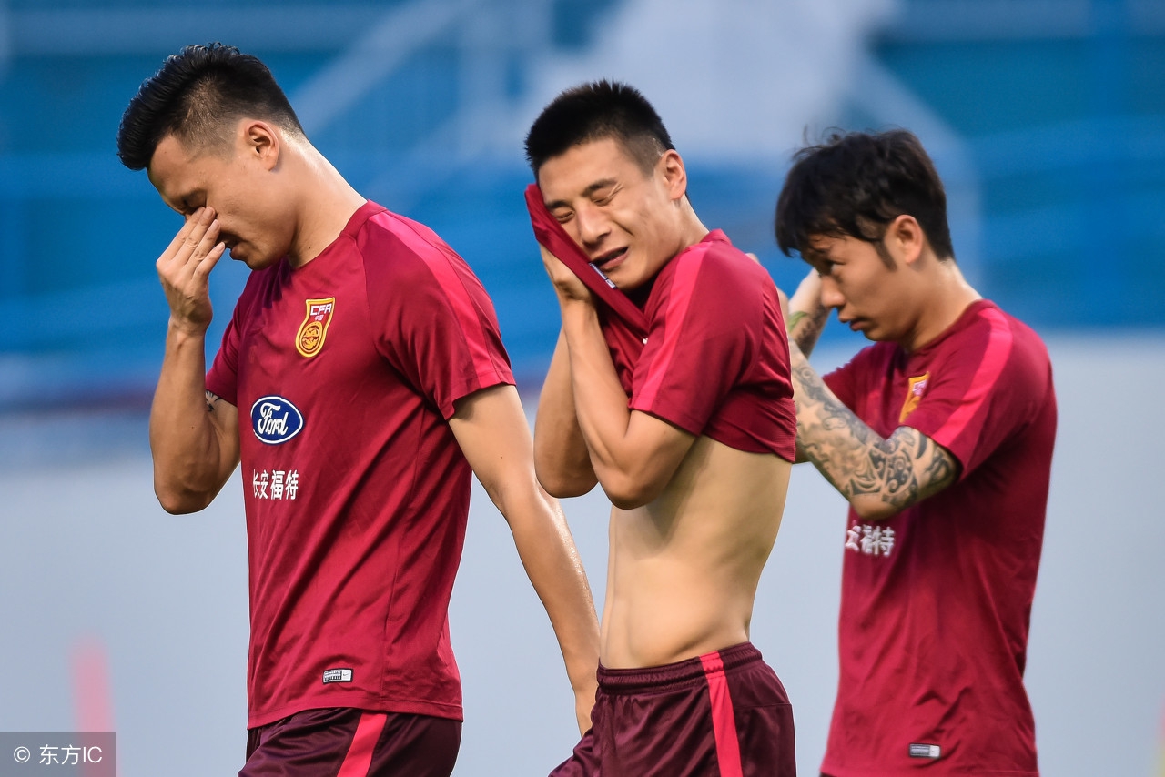 白岩松谈足球可以改变命运,白岩松评论20年后中国足球