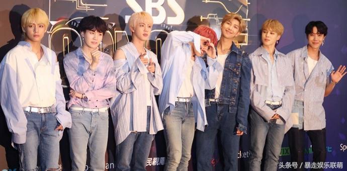 6大人气韩团中国台湾开唱,防弹少年团自制手幅献粉丝超暖心!