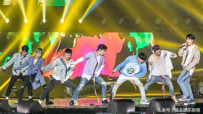 6大人气韩团中国台湾开唱,防弹少年团自制手幅献粉丝超暖心!