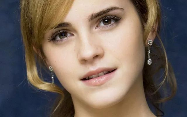 不用针挑、手挤,一涂一撕,脂肪粒自动脱落,两周见效