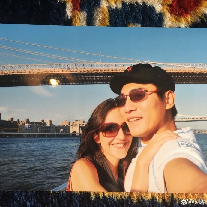 刘烨与妻子安娜结婚的视频,刘烨安娜的爱情