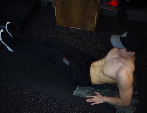 人鱼腹肌马甲线,如何在七天内快速练出腹肌马甲线