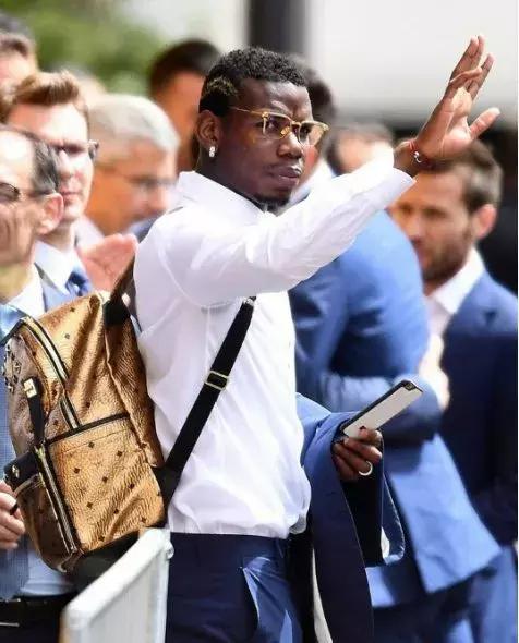 内马尔c罗梅西三人球衣,2018年世界杯c罗梅西内马尔