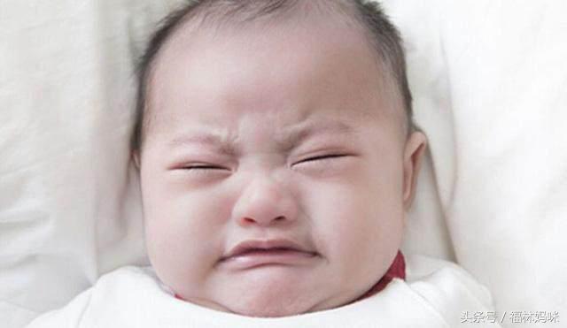 宝宝一夜不睡妈妈太惨了,宝宝不睡觉妈妈崩溃怎么办