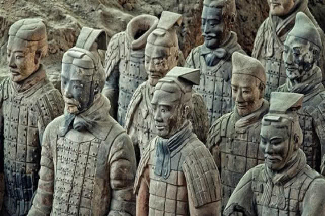 一件被明令禁止出国展览的兵马俑，专家看到该俑的脸也无法解释