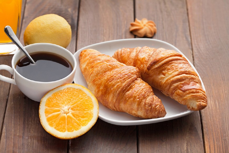 牛角酥怎么做好吃又脆,酥皮制作牛角包