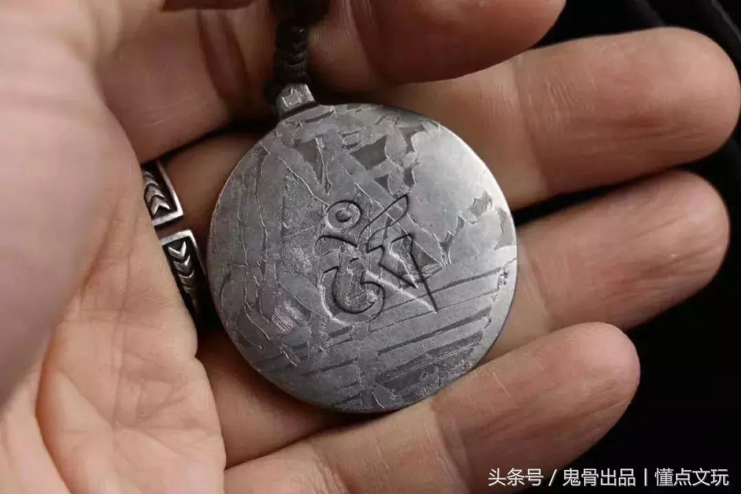 太极八卦和九宫八卦辟邪吗,九宫八卦吊坠真的辟邪吗