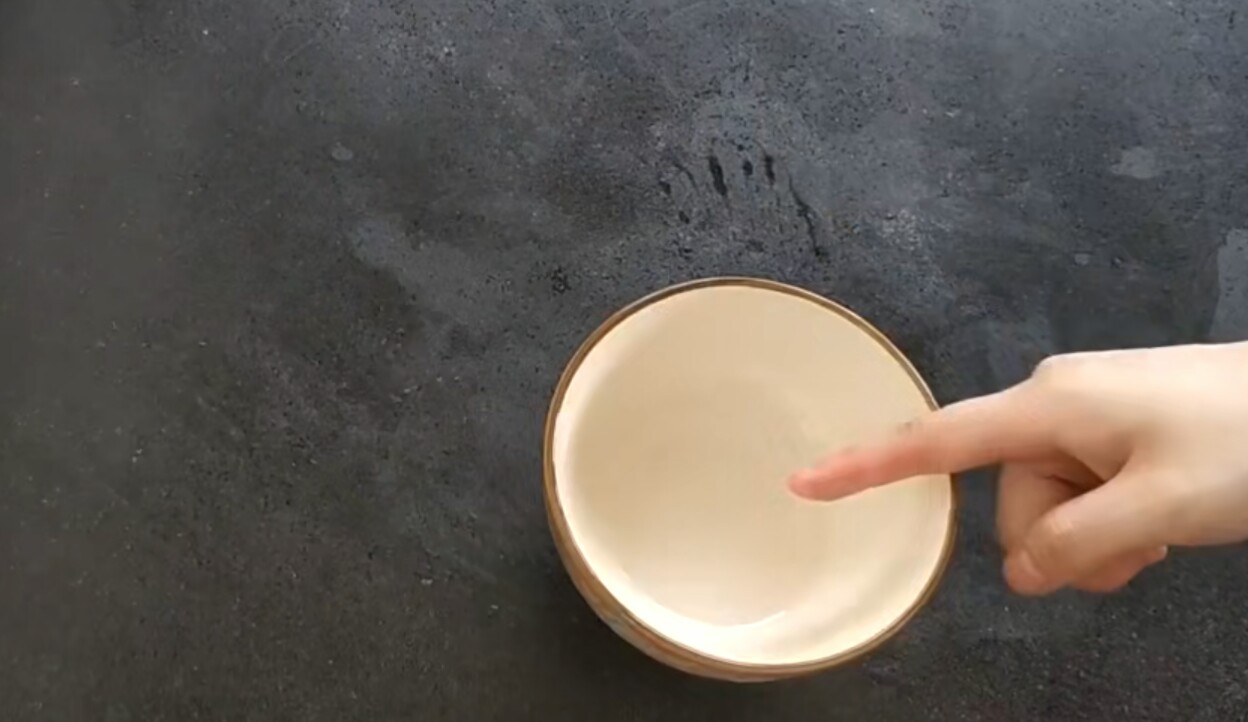 手里进了很小很小的刺怎么办,手里进刺不拔没事吗