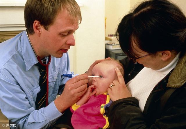 孩子得了结膜炎的图片,得了结膜炎眼睛很模糊