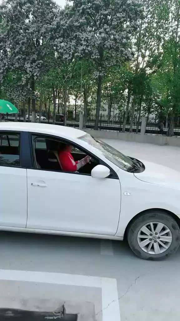 有没有学员考完科二不想走没练够,科二考试如果一直考不过去怎么办